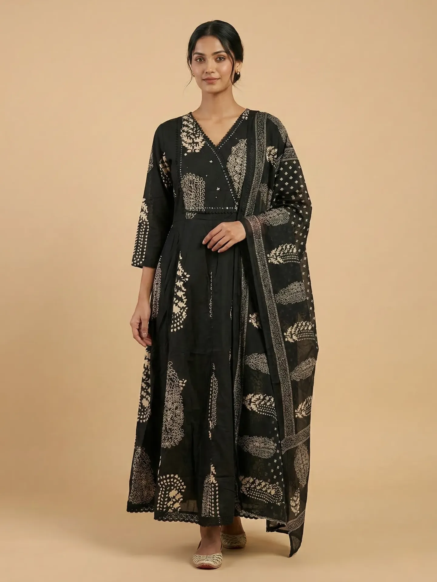 [VK26-VAREYA-D06-01-M] Vrikaa Black Printed Anarkali Kurta Set with Dupatta | Vareya (M)